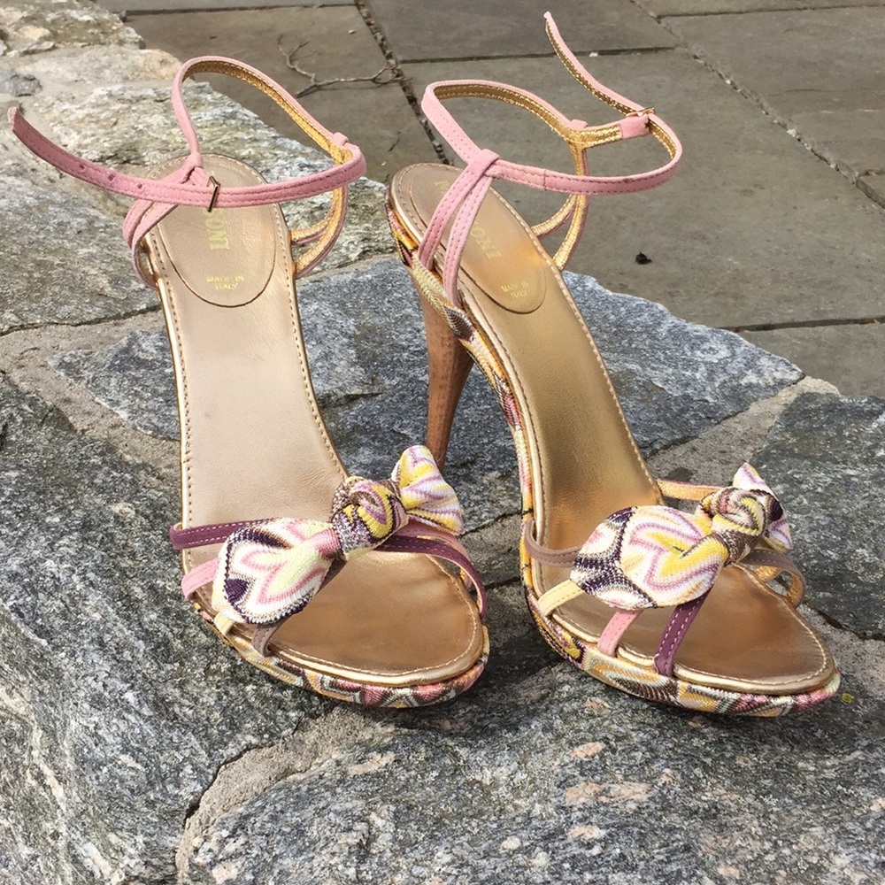 Missoni multi color knit and suede heels